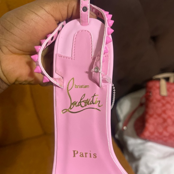 Christian Louboutin So Me 100 Fluo Pink Patent Ankle strap sandals - Picture 7 of 7